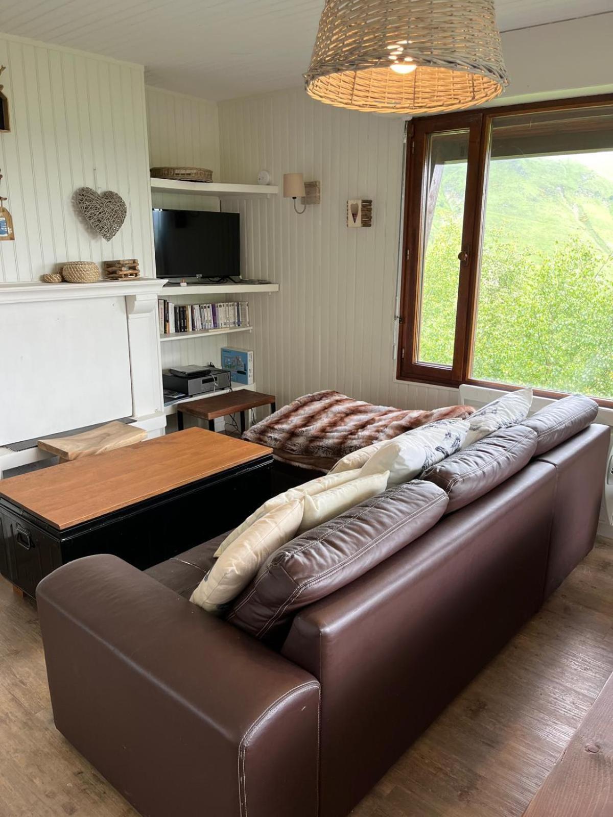 Au Pla D'adet Chalet